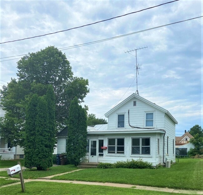 property at 212 Youlon St N