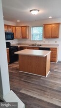 325 Antilles Court in Mechanicsburg, PA - Building Photo - Building Photo