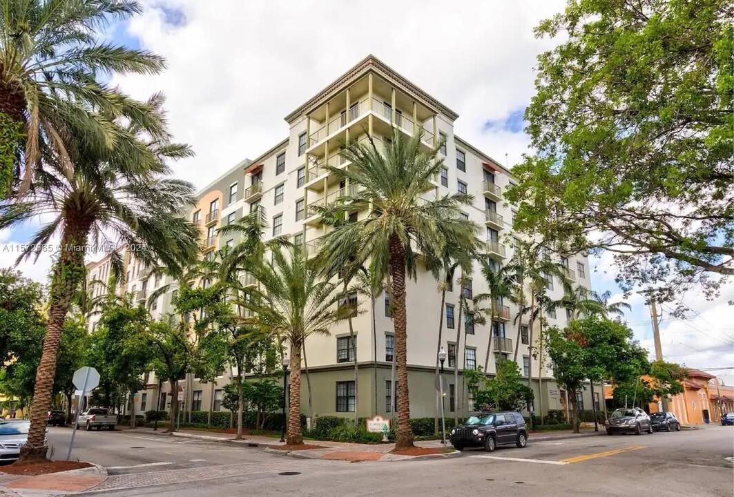 1900 Van Buren St in Hollywood, FL - Building Photo