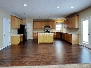 520 Martin Field Dr in Lawrenceville, GA - Building Photo - Building Photo