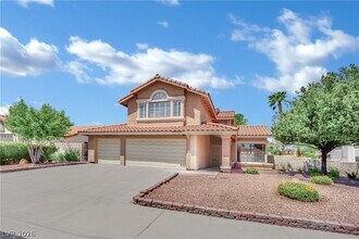 2520 Machado Dr in Henderson, NV - Building Photo - Building Photo