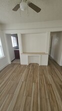 828 E 10th St, Unit 828 in Long Beach, CA - Building Photo - Building Photo