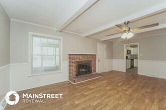 5815 Mallard Dr S in Charlotte, NC - Foto de edificio - Building Photo