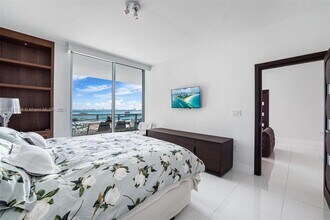 900 Biscayne Blvd, Unit 08 in Miami, FL - Building Photo - Building Photo