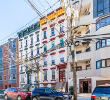 77 Garden St in Hoboken, NJ - Building Photo