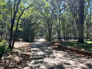 14617 Old White Toll Rd-Unit -A in Grass Valley, CA - Building Photo - Building Photo