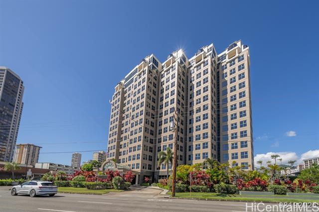 property at 1080 S Beretania St.