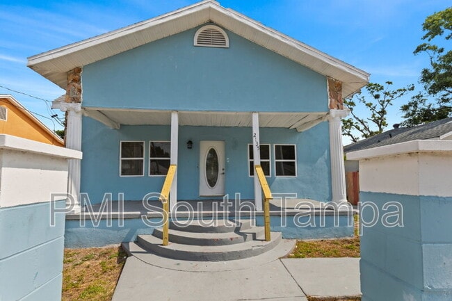 property at 2135 W St Louis St