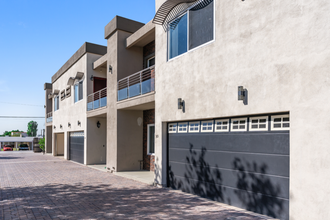 1805 N 51st St in Phoenix, AZ - Foto de edificio - Building Photo