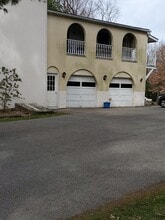 112 Kirtley Strasse, Unit 112 Kirtley Strasse in Wellsburg, WV - Building Photo - Building Photo