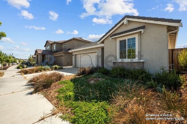 property at 1074 Osprey Dr