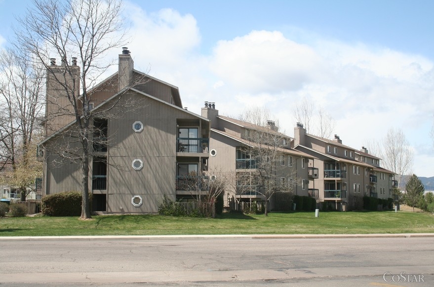 The Pier Apartments in Fort Collins, CO - Foto de edificio