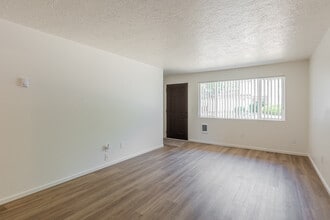 Willow Terrace in Portland, OR - Building Photo - Interior Photo