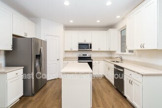 108 Station Terrace W in Martinsburg, WV - Building Photo - Building Photo