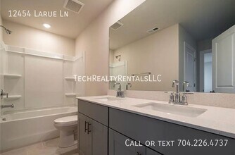 12454 Larue Ln in Huntersville, NC - Building Photo - Building Photo