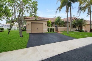 1918 Andromeda Ln in Weston, FL - Building Photo