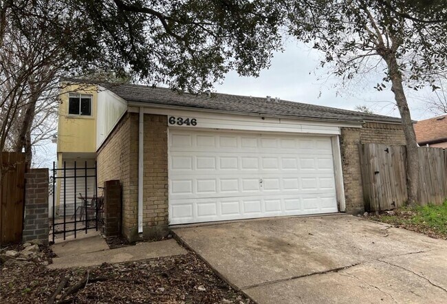 property at 6346 Teal Run Dr