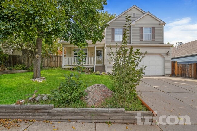 property at 525 Entrada Dr