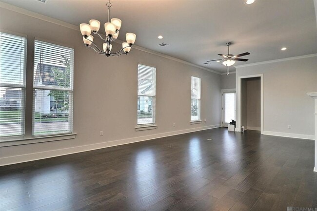 14117 Vlg Sq Ave in Baton Rouge, LA - Building Photo - Building Photo