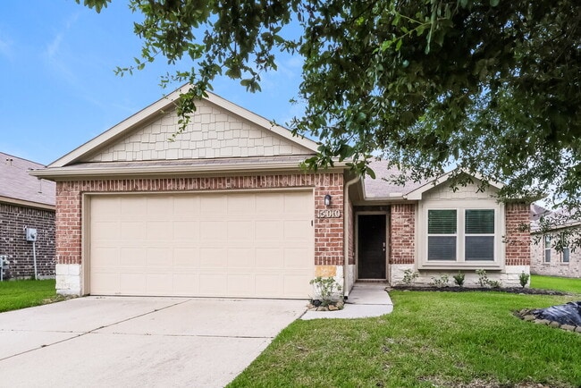 property at 15010 Cave Creek Ct
