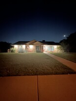 2504 Windsor Pl in Plano, TX - Foto de edificio - Building Photo