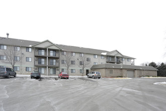 Tralee Terrace Apartments in Coon Rapids, MN - Building Photo - Building Photo