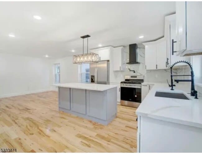 89 N Munn Ave, Unit 1