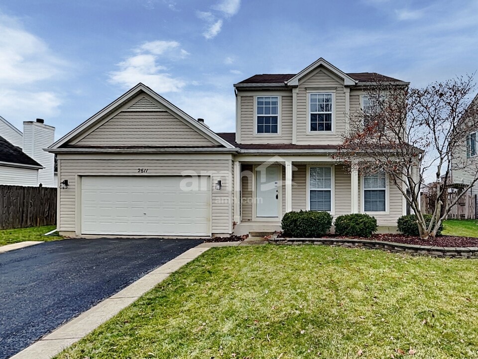 2611 Sierra Ave in Plainfield, IL - Foto de edificio