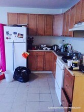 210 Maverick St in Boston, MA - Foto de edificio - Building Photo