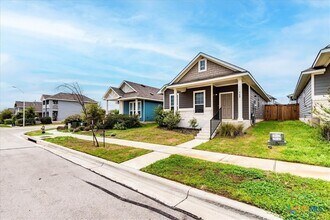 360 Spiny Lizard Ln in San Marcos, TX - Building Photo - Building Photo