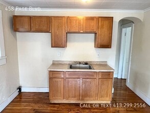 458 Page Blvd in Springfield, MA - Building Photo - Building Photo