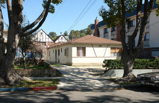 1240 Mariposa St Apartments