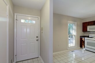11906 Shagbark Dr in Rockville, MD - Building Photo - Building Photo