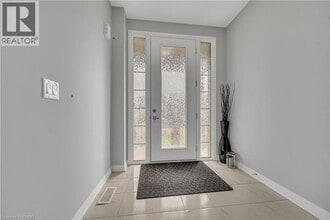 22 Rustic Oak Trl in North Dumfries, ON - Building Photo - Building Photo