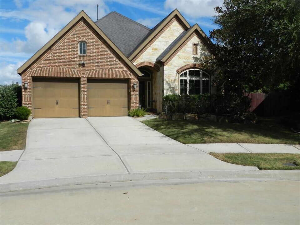 4415 Montcliff Bend Ct in Sugar Land, TX - Building Photo