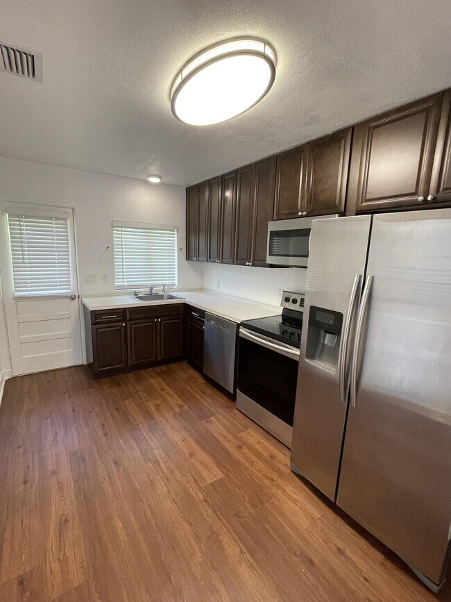 1415 Asher Ln in Orlando, FL - Building Photo - Building Photo