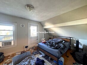 14 Dow St, Unit 2F in Somerville, MA - Building Photo - Building Photo