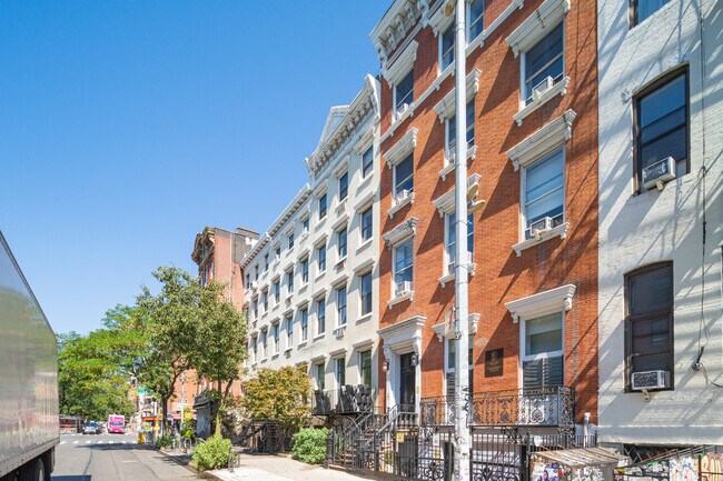 East Village apartment in New York, NY - Building Photo - Building Photo