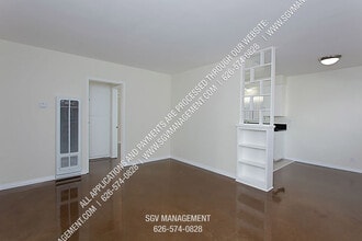 364 E Badillo St in Covina, CA - Building Photo - Building Photo