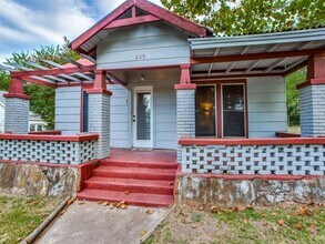 609 E Monterey St in Denison, TX - Building Photo - Building Photo