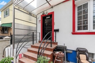 87-13 135th St in Queens, NY - Building Photo - Building Photo