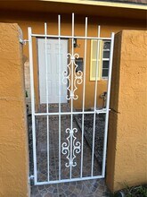 2652 NW 60th Way in Sunrise, FL - Building Photo - Building Photo