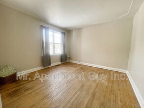 20 Dunbar Rd N in Waterloo, ON - Building Photo - Building Photo