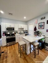 42 Moseley St, Unit 3 in Boston, MA - Building Photo