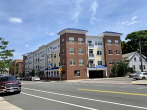 Enterprise Apartment Homes in Beverly, MA - Building Photo - Building Photo