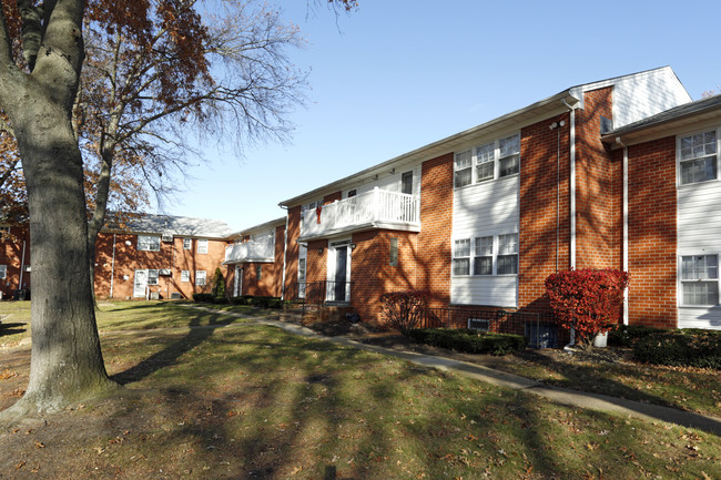 Hampshire Terrace Apartments