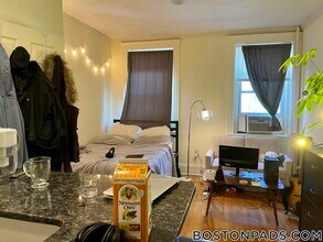 195 Park Dr in Boston, MA - Building Photo - Building Photo