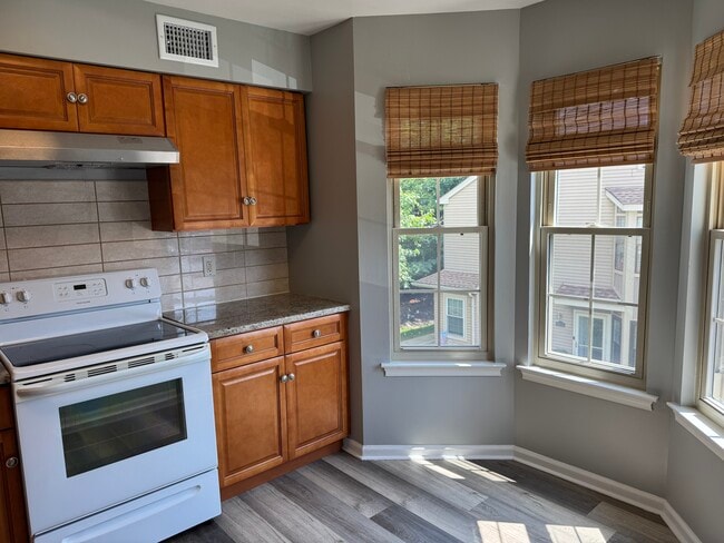 1008 Barry Ct, Unit 1008 Barry Court in Southampton, PA - Building Photo - Building Photo