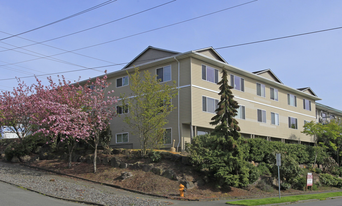 Grandview Apartments in Everett, WA - Building Photo