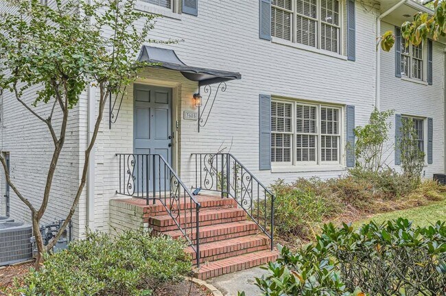 3685 Cantrell Rd NE in Atlanta, GA - Building Photo - Building Photo